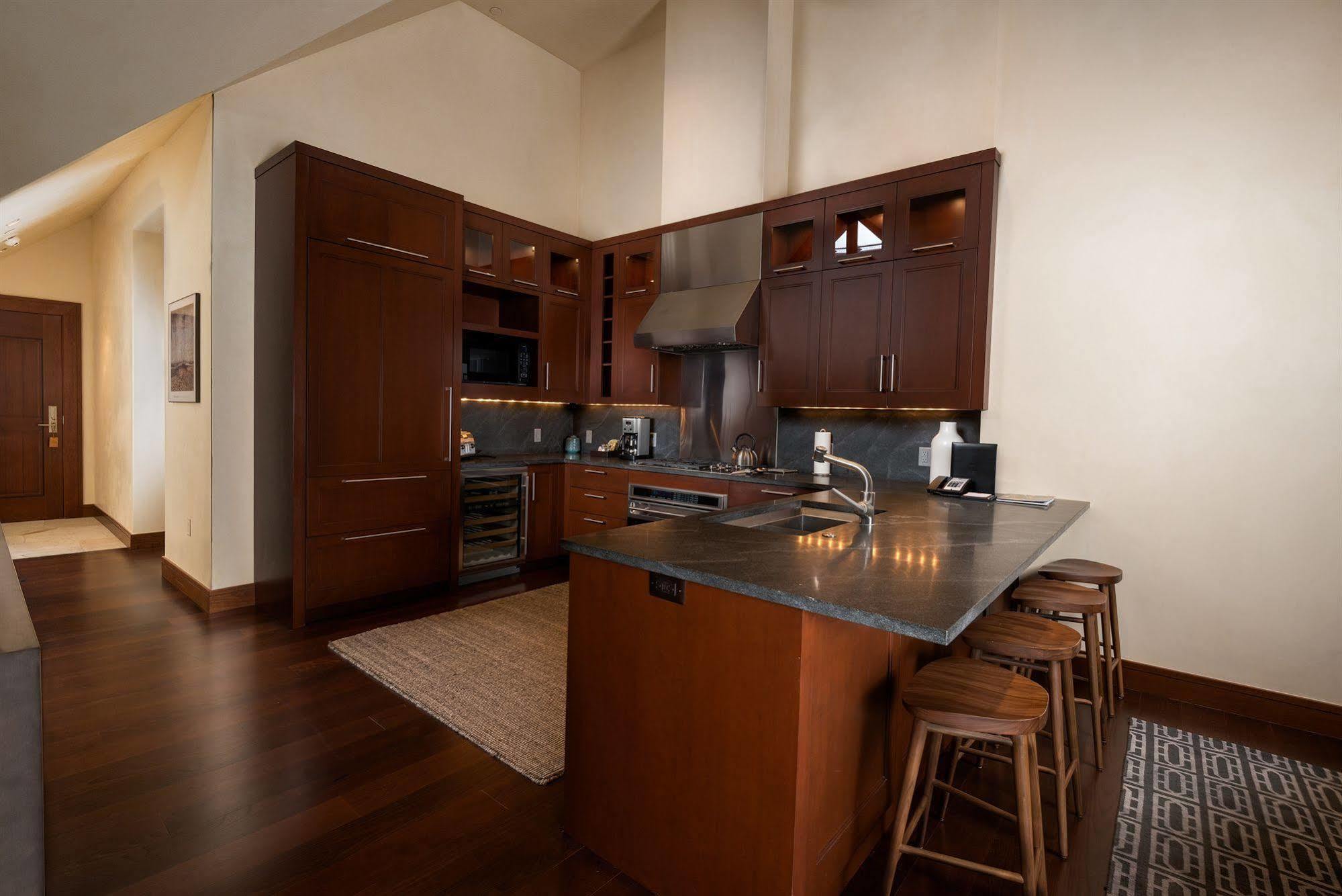 Elevation Resort Residences At Solaris 베일 외부 사진